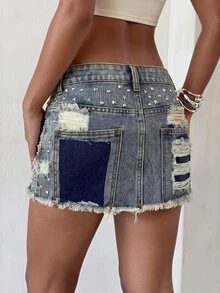 SHEIN Glamour Rok Mini Denim Wanita dengan Hiasan Paku Keling - Biru - View 2