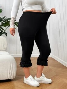 SHEIN EZwear Legging Pendek Wanita Ukuran Besar Warna Polos dengan Pinggang Elastis dan Hem Bergelombang - Hitam - View 4