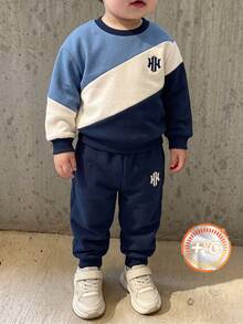 Boys' (Small) Sweatshirt Set: Crew Neck Sweatshirt With Jogger Pants. Top: Blue, Beige, And Navy Blue Diagonal Color-Block Design, Minimalist Logo On Chest, Ribbed Collar, Cuffs, And Hem; Pants: Navy Blue, Matching Series Logo, Elastic Waist + Ribbed Cuffs, Thermal Lined, Warm And Thick - Multicolor - View 3