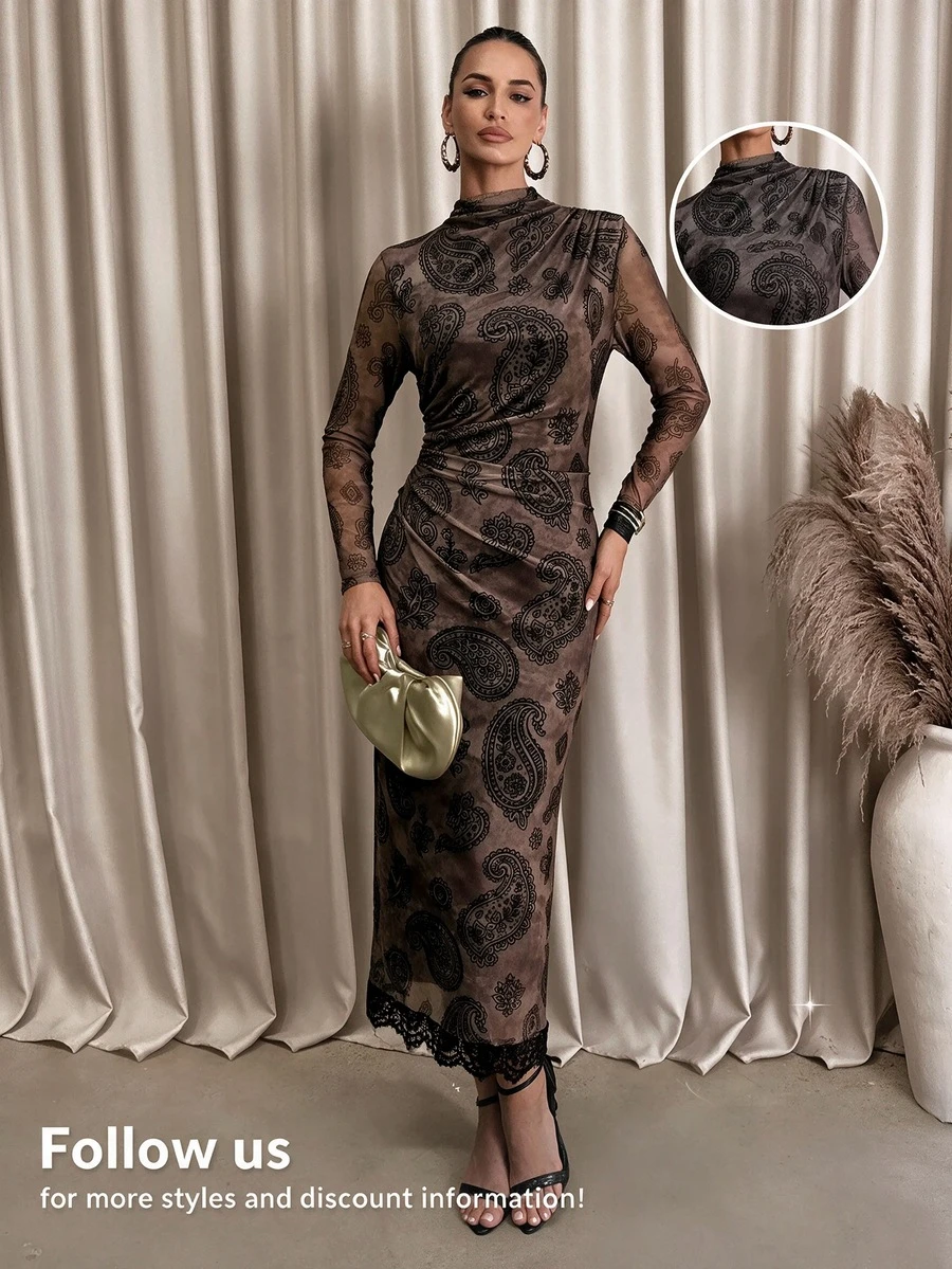 Lavishia 女款黑色與咖啡色抽象印花修身長袖高領洋裝 - 咖啡棕 - 查看 1