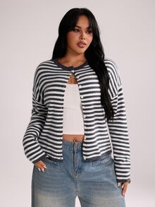 Rustia Sweater Kardigan Tipis Lengan Panjang Kancing Motif Garis Kontras Young Street Y2K Ukuran Plus untuk Wanita, Musim Gugur/Dingin - Hitam dan Putih - View 1