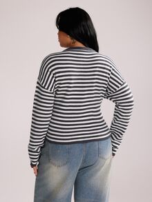 Rustia Sweater Kardigan Tipis Lengan Panjang Kancing Motif Garis Kontras Young Street Y2K Ukuran Plus untuk Wanita, Musim Gugur/Dingin - Hitam dan Putih - View 2