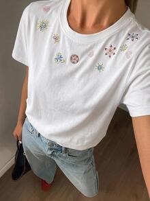DAZY 女款蝴蝶印花圓領短袖休閒T恤 - 白色 - 查看 3