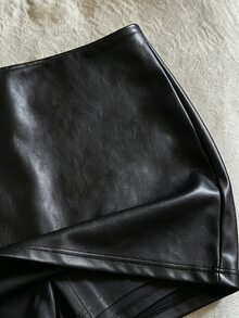 SHEIN Franclia 歐美新款時尚人造皮革優雅設計防走光迷你裙，性感女裙，女款春夏裙，秋冬服飾，秋季穿搭，度假，外出，Y2K，春季，夏季，返校，休閒，海灘，商務，百搭，性感，女款黑色裙，女款秋冬裙下裝 - 黑色 - 查看 3