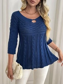 Sprig & Strand Sweater Wanita dengan Desain Leher Bulat yang Elegan - Biru - View 4
