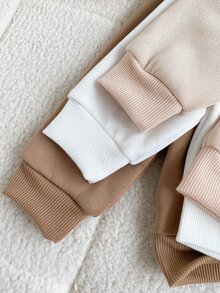 SHEIN Vintaside Kids 3件組女孩愛心圖案運動衫與長褲套裝，秋冬圓領長袖套頭衫與長褲套裝，米色/卡其色/白色 - 彩色 - 查看 5