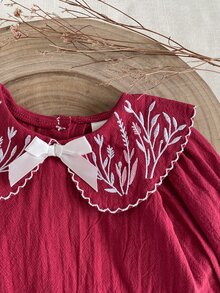 SHEIN Infant Girls Pastoral Embroidered Doll Large Collar Bowknot Cute Ruffle Elastic Cuff Long Sleeve Romper Autumn - Burgundy - View 3