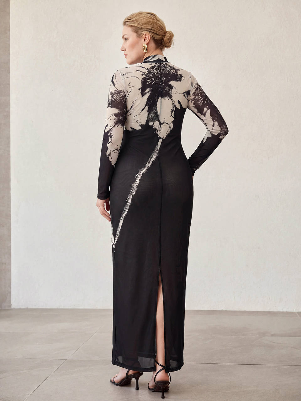 MOTF PLUS SIZE FLORAL PRINT STAND COLLAR DRESS