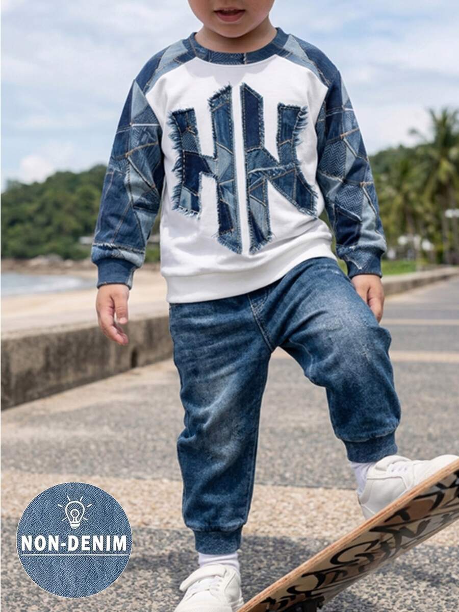 2件組兒童NY小標誌仿丹寧印花抓絨運動衫套裝,丹寧藍對比色休閒時尚經典印花抓絨仿落肩袖圓領運動衫與仿丹寧運動長褲套裝,街頭運動戶外休閒,韓系風格,適合秋冬 - 彩色 - 查看 1