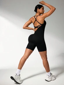 Easithlete Easithlete Bộ đồ thể thao ôm sát hở lưng cổ yếm - màu đen - Xem 4
