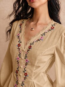 Poéselle 女款蕾絲拼接花卉刺繡圖案休閒日常穿著襯衫 - 卡其色 - 查看 4