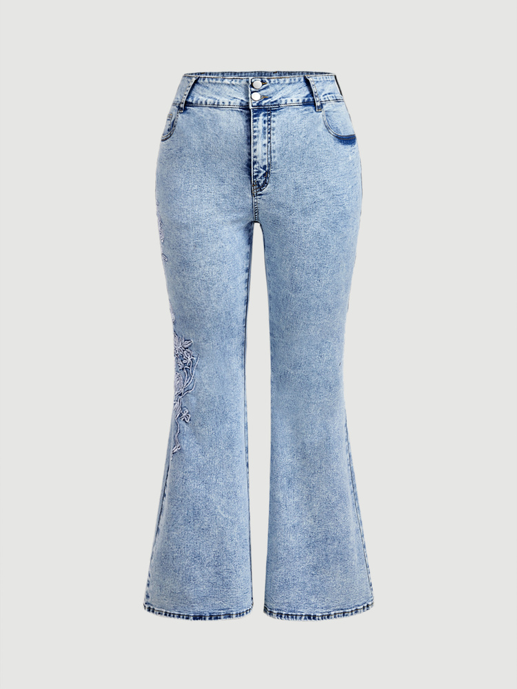 Selenza Plus Size Casual Washed Floral Embroidered Denim Jeans - Blue - View 4