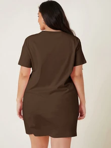 SHEIN BASICS Plus 女款短袖純色T恤洋裝 夏季優雅連身裙 - 咖啡棕 - 查看 2