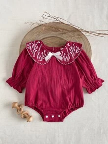 SHEIN Infant Girls Pastoral Embroidered Doll Large Collar Bowknot Cute Ruffle Elastic Cuff Long Sleeve Romper Autumn - Burgundy - View 7