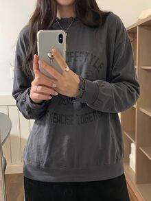 DAZY 女款圓領圖案印花對比蕾絲袖口短袖T恤 春夏季 - 深灰色 - 查看 2