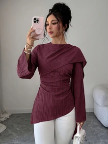 Elenzga 深棕色抓皺交叉領女款上衣，不對稱下擺與超長喇叭袖設計，休閒上衣適合通勤、購物與約會 - 酒紅色 - 查看 7
