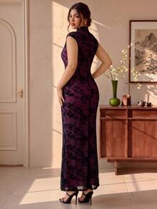 EastFlair Plus Size Women's Floral Flocked Mesh Fitted Elegant Chinese Style Dress - Black - View 2
