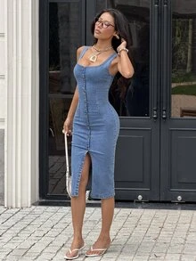 Rivivi Women's Round Neck Button Decor Split Hem Washed Denim Dress - Blue - View 4