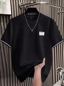 Manfinity Homme Men's Textured Chest Patch Short Sleeve T-Shirt - Black - View 1