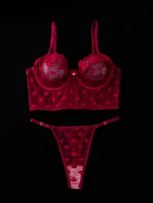SHEIN 心形網紗蕾絲鋼圈內衣與丁字褲 2 件組內衣套裝 - 酒紅色 - 查看 6