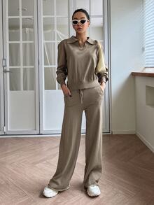 Livesso Petite Setelan Sweater Lengan Panjang Berkerah Warna Polos dan Celana Rajut dengan Ikat Pinggang untuk Wanita - Coklat - View 3