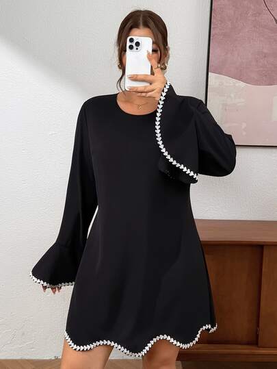 Lounesse Plus Size Women's Round Neck Long Sleeve Wavy Ruffle Design Black Patchwork Dress