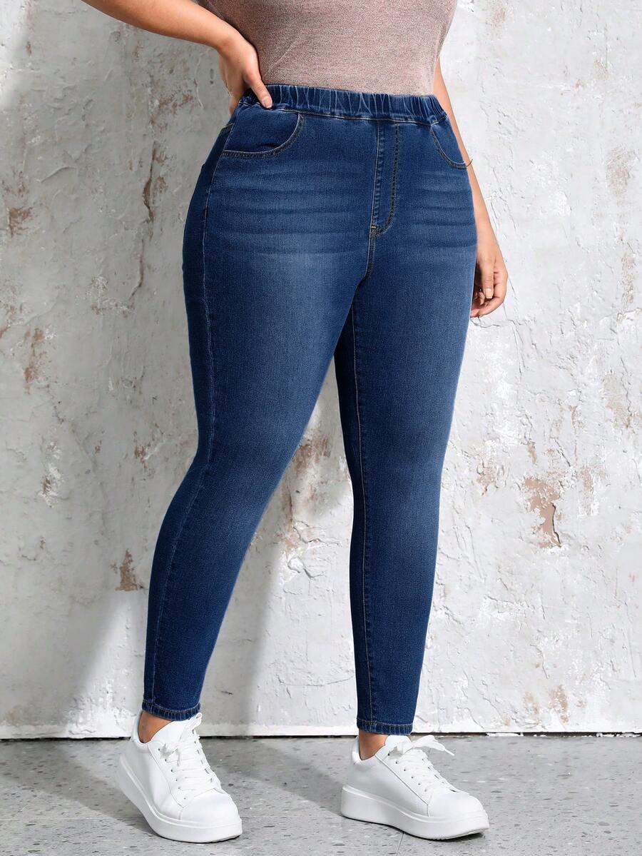 EMERY ROSE Plus Size Women's Casual Versatile Daily Wear Denim Jeans With Pockets - Dark Wash - View 1