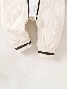 SHEIN 新生兒嬰兒卡通圖案蝴蝶結裝飾休閒日常連身長褲 - 杏色 - 查看 4