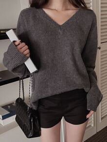 DAZY Women's Solid Color Loose V-Neck Long Sleeve Casual Vacation Autumn/Winter Knit Sweater - Grey - View 3