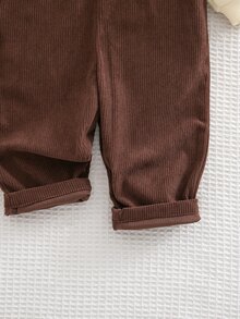 SHEIN 男嬰針織素色拼接領休閒衛衣與梭織熊圖案休閒吊帶長褲 2 件套 秋冬款 - 彩色 - 查看 5
