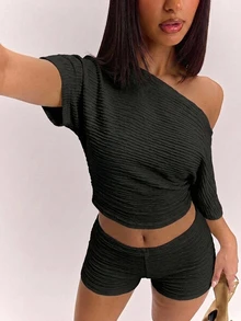 SHEIN BAE 女款休閒極簡黑色不對稱領上衣與短褲兩件套 - 黑色 - 查看 5