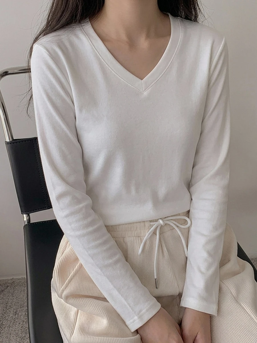 DAZY Women's Solid Color V-Neck Long Sleeve Casual Versatile T-Shirt - White - View 1