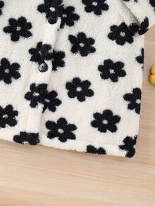 SHEIN Young Girl Knitted Flower Dual Pocket Faux Fur Collar Casual Jacket - Black and White - View 5
