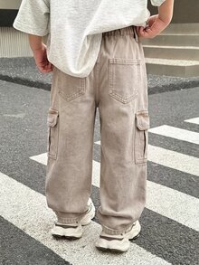SHEIN 兒童小男孩休閒日常穿著工裝牛仔長褲，附口袋與鈕扣 - 卡其色 - 查看 2