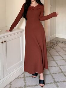 DAZY فستان نسائي بلون موحد كاجوال بسيط للاسترخاء في المنزل في فصل الخريف - الأحمر - مشاهدة 6