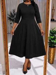 SHEIN Lady CURVE 優雅休閒大尺碼女款黑色洋裝，適合派對、約會 - 彩色 - 查看 3