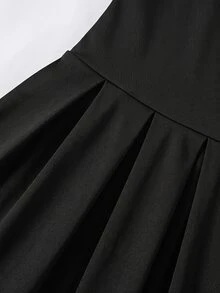 SHEIN 青少年女孩休閒寬鬆運動學院風返校黑色內建內搭褲雙層荷葉邊蛋糕迷你裙，秋季派對正式款 - 黑色 - 查看 4