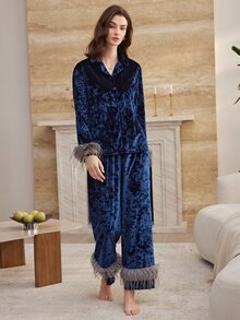 Moireta طقم ملابس نوم نسائي من القطيفة بتصميم رقعات، ملابس علوية بأكمام طويلة وبنطال، كاجوال للاستخدام اليومي والمنزلي - أزرق بحري - مشاهدة 3