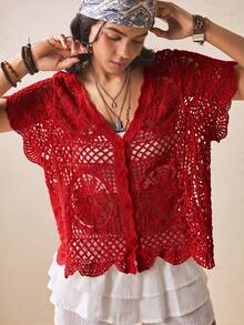 Freevana 大尺碼女款純色V領鏤空刺繡休閒短袖開襟衫，四季皆宜 - 紅色 - 查看 1