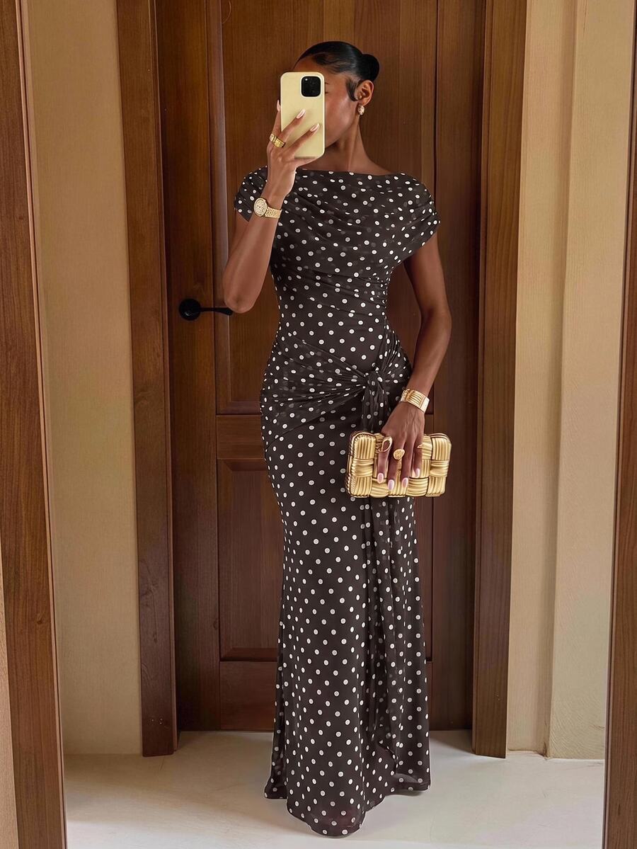 Lumalex Gaun Bodycon Wanita Ultra Panjang Lembut dan Mengalir dengan Detail Kerut di Pinggang, Terbuat dari Jala, Syal, Tali Pengikat, dan Pita - Coffee Brown - View 1