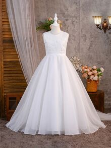 Ethereal Tween Girl Long Tail Dress With Exquisite Floral Applique, Sequins And Lace Bodice, Delicate Craftsmanship, Sleeveless Design, Waist-Flattering Snug Fit Fit, Back Tie Closure With 3D Bow, Extended Tulle Train, Pure White, Versatile For Weddings, Flower Girl, Piano Recital, Hosting, Runway, Birthday Party, Evening Gala, Elegant And Graceful - White - View 5