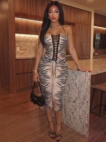 Slaydiva Women's Zebra Print Halter Neck Tie Top And Fitted Capris 2 Pieces Set - Multicolor - View 5