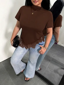 Firerie 女款極簡優雅休閒度假通勤修身T恤上衣，黑色短袖收腰不對稱下擺蕾絲飾邊，適合度假、海灘、假日穿搭 - 棕色 - 查看 6