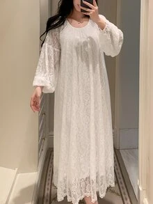 DAZY Gaun Tidur Wanita Elegan Berwarna Polos dengan Hiasan Renda - Putih - View 4