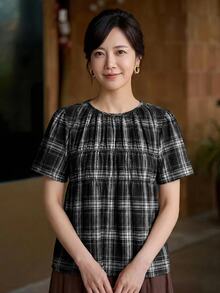 Yumoku 休閒復古 70 年代女款夏季格子短袖襯衫 早午餐穿搭 黑白格紋 - 黑色 - 查看 7