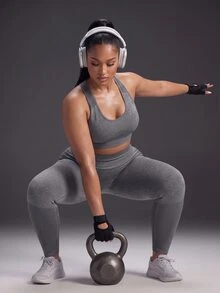 Powerista Women's Plus Size Summer&Spring Seamless Gray Color Textured Crop Top And Leggings Gym Set Perfect For Various Workouts Active Wear - Dark Grey - View 4