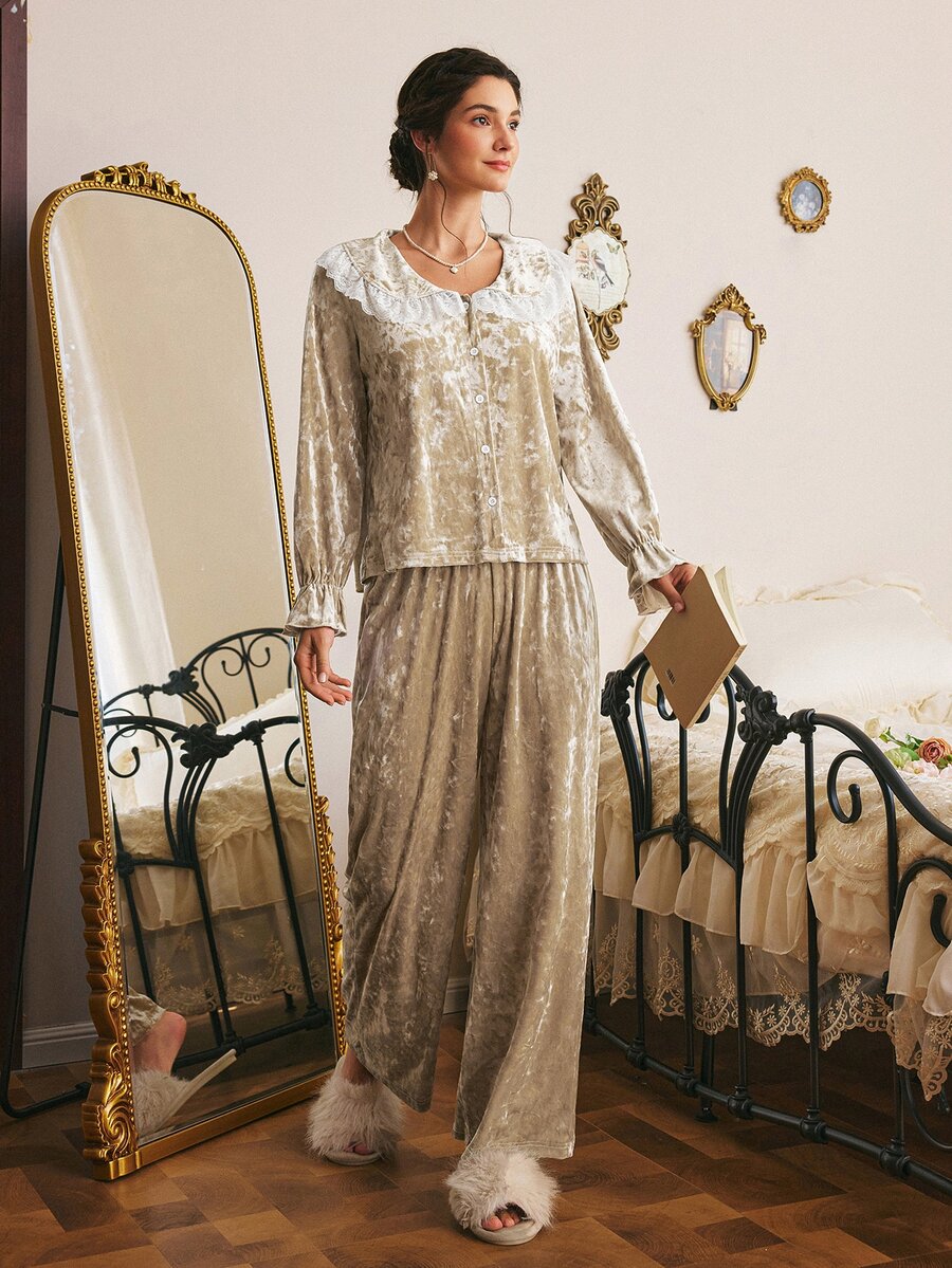 Côtesoire French Elegant Romantic Contrast Color Lace Patchwork Peter Pan Collar Ruffle Cuffs Button Front Diamond Velvet Silk Velvet Women's Pajama Set - Champagne - View 1