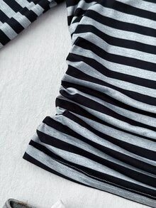 SHEIN 青少年女孩灰色黑色條紋方領修身長袖秋季上衣 T-shirt，白色上衣，長袖上衣，秋季穿搭，休閒，運動風，經典 - 深灰色 - 查看 3