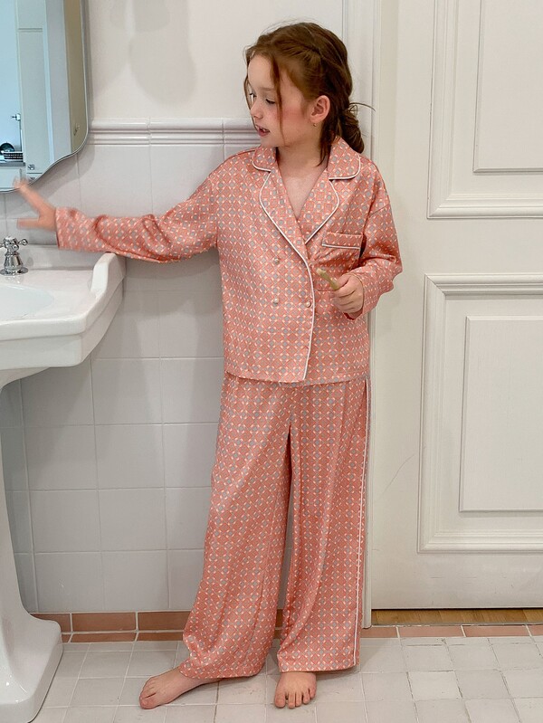 DAZY Tween Girl All-Over Print Long Sleeve Top And Pants Casual Daily Home Sleepwear Set