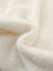 SHEIN 1件女童套頭毛衣，抓絨內裡高領麻花編織，純色簡約百搭寬鬆柔和風格，常規厚度整齊下擺柔軟舒適，適合日常、外出、旅行、度假、居家、育兒及各種場合，亦適用於秋冬、聖誕、開學、派對等場合 - 白色 - 查看 4
